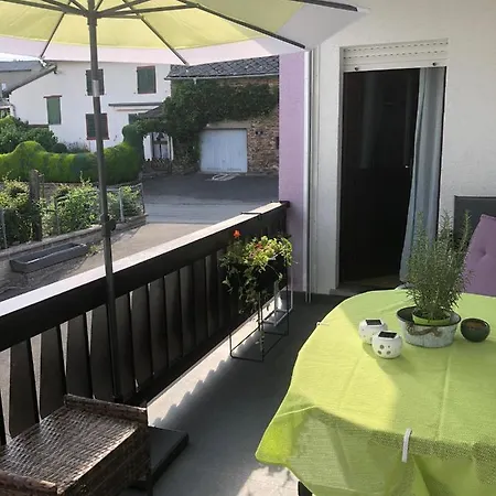 度假居 Haus Zissi 伯格罗伊兰